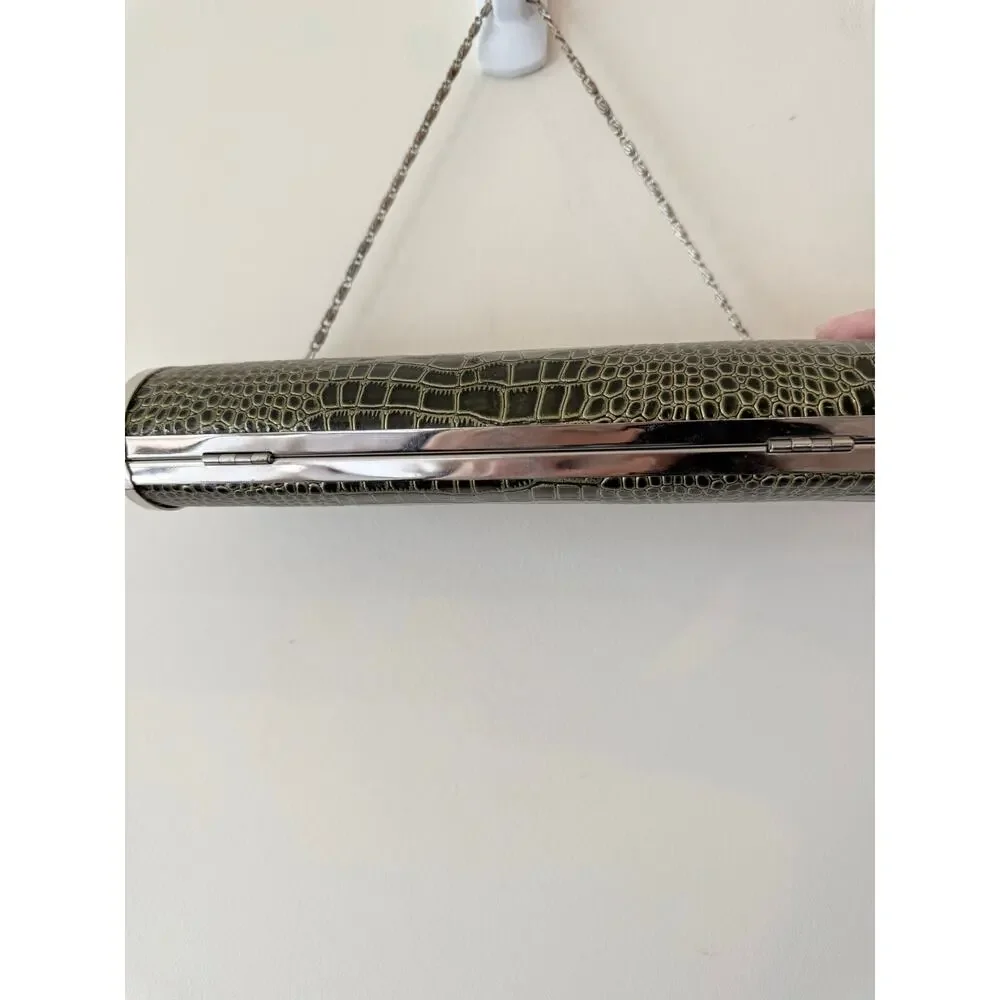 Mod Clutch Bag Women's Green Detachable Strap Clasp Closure Crocodile Embossed